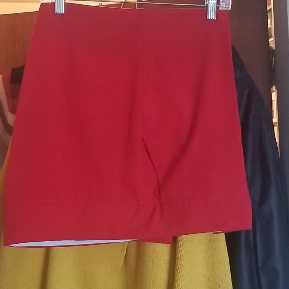 Beautiful Red Cropped Pants